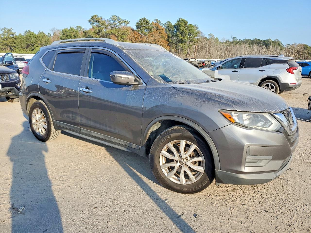 2018 NISSAN ROGUE S photo 4