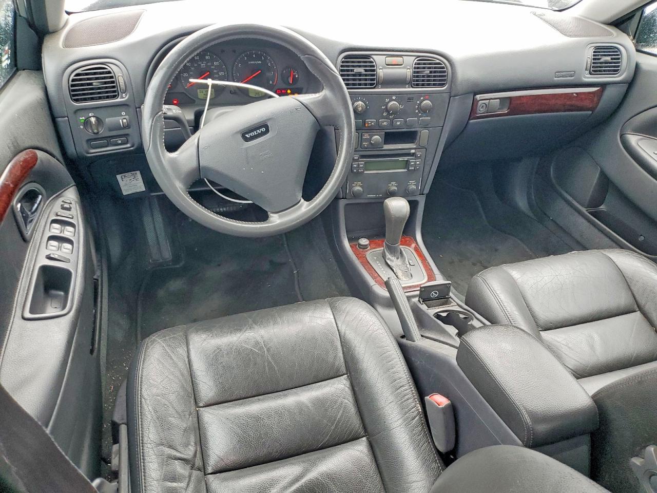 2004 VOLVO S40 1.9T photo 8