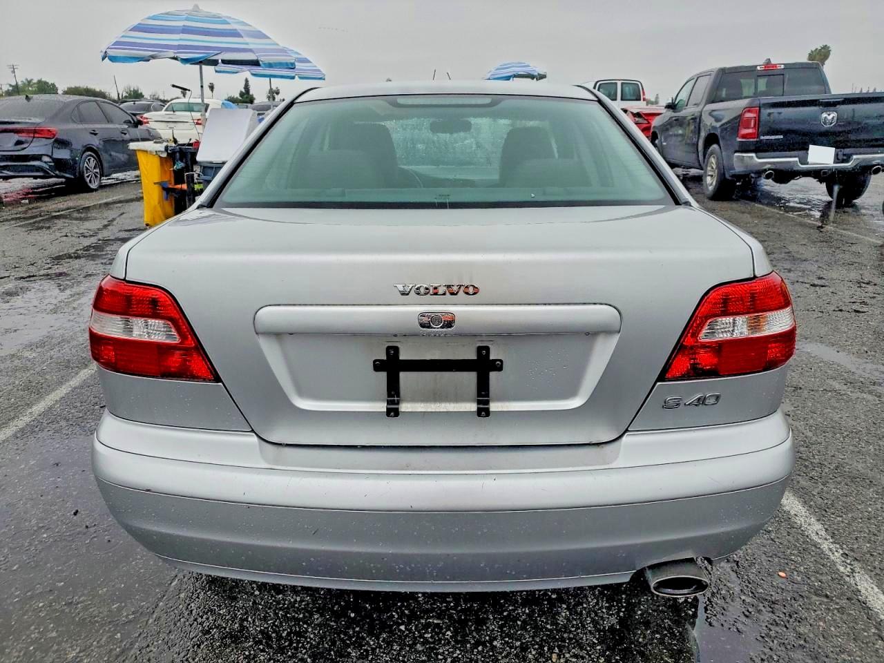 2004 VOLVO S40 1.9T photo 6