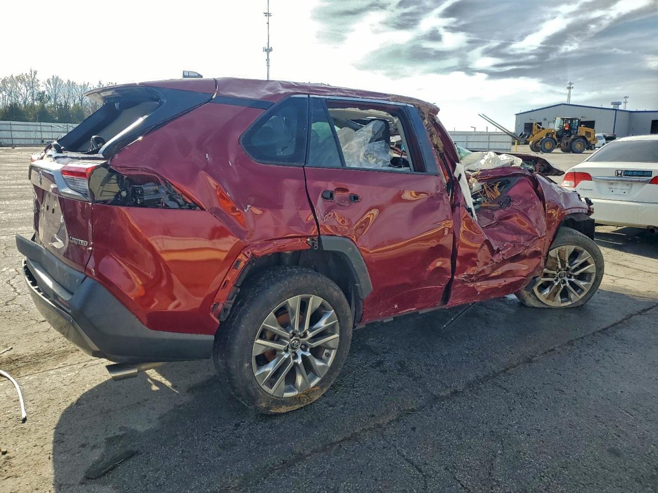 2019 TOYOTA RAV4 LIMITED photo 3