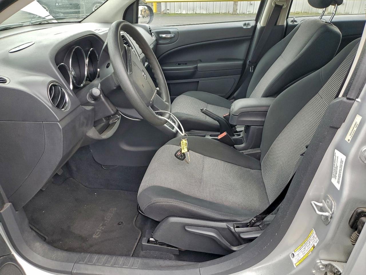 2011 DODGE CALIBER MAINSTREET photo 7