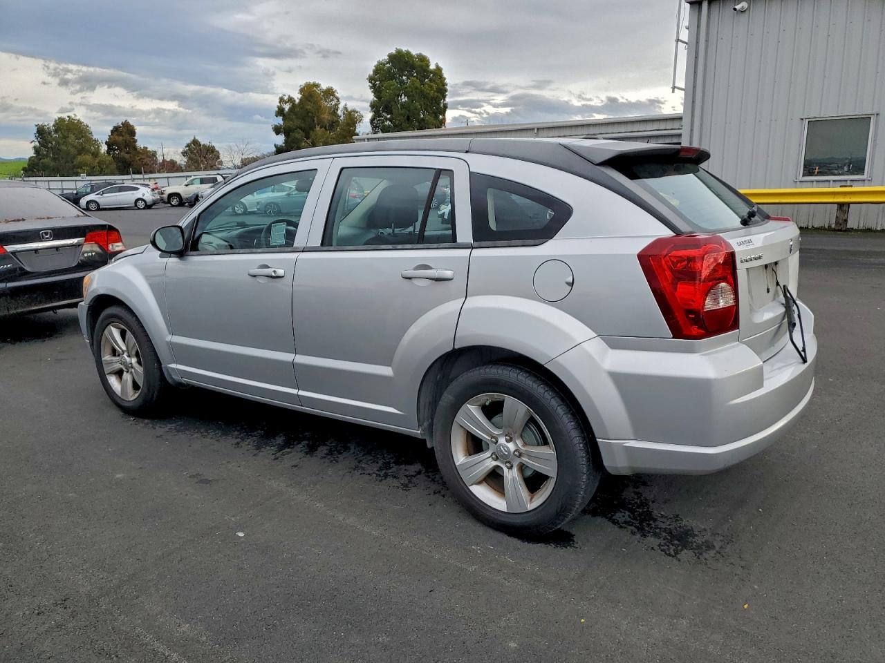 2011 DODGE CALIBER MAINSTREET photo 2