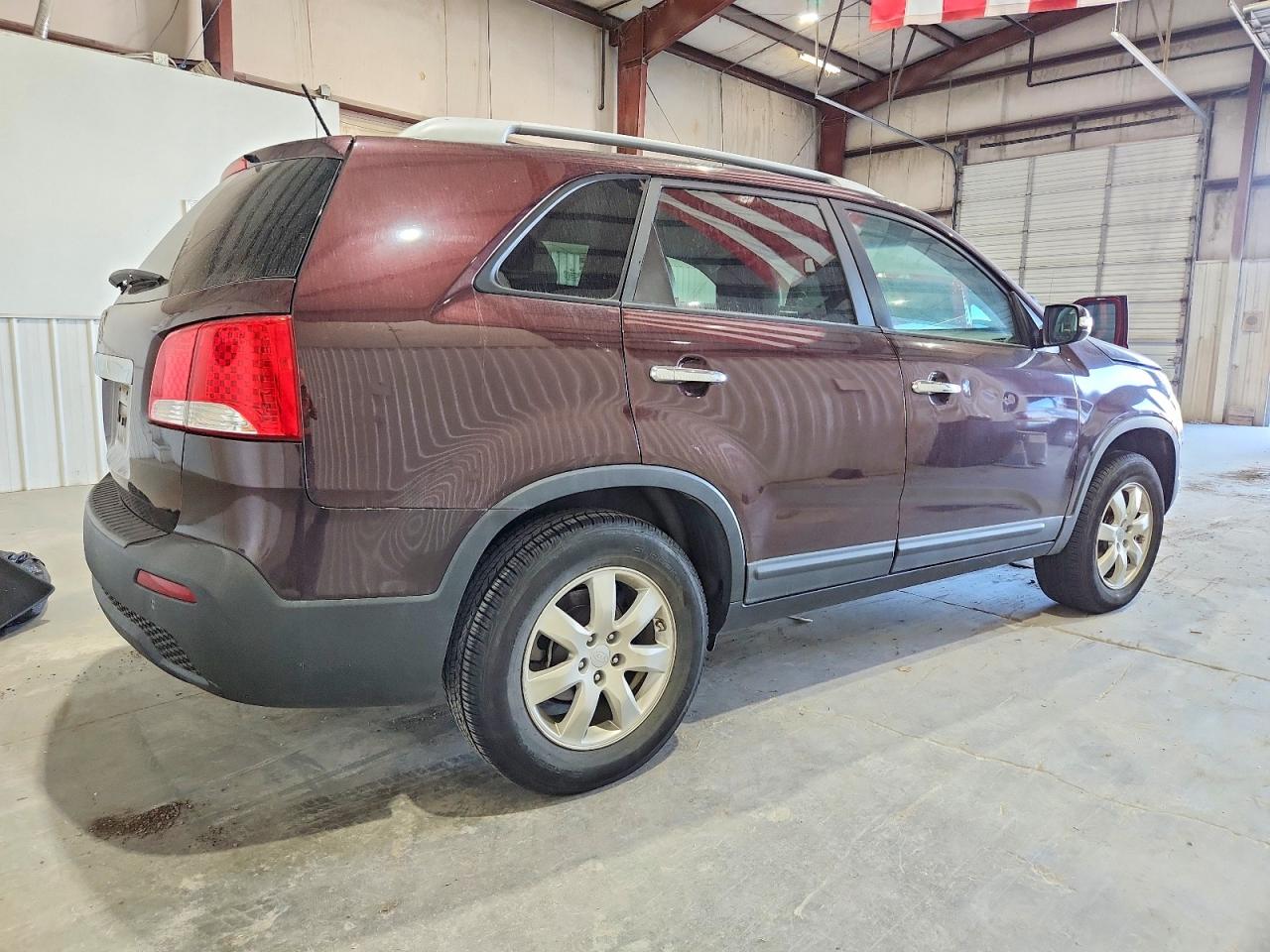 2011 KIA SORENTO BASE photo 7