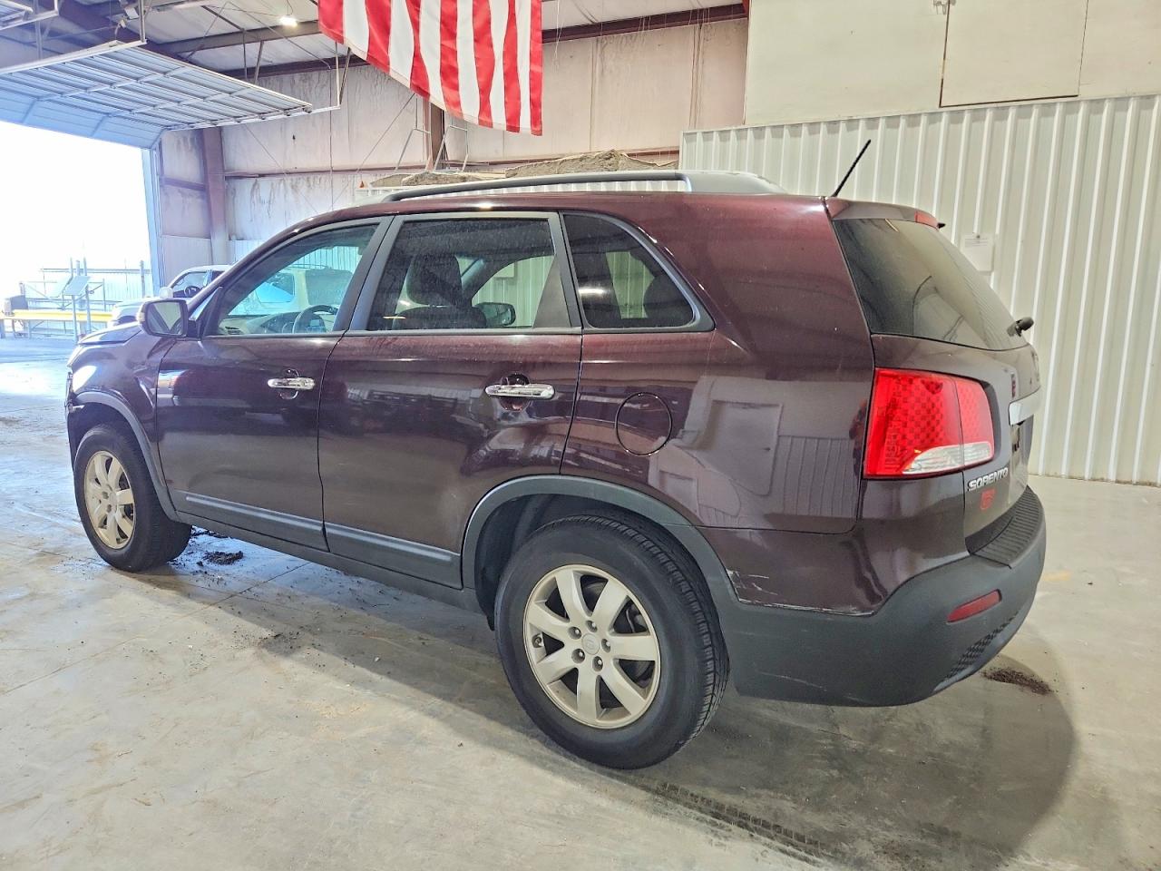 2011 KIA SORENTO BASE photo 4