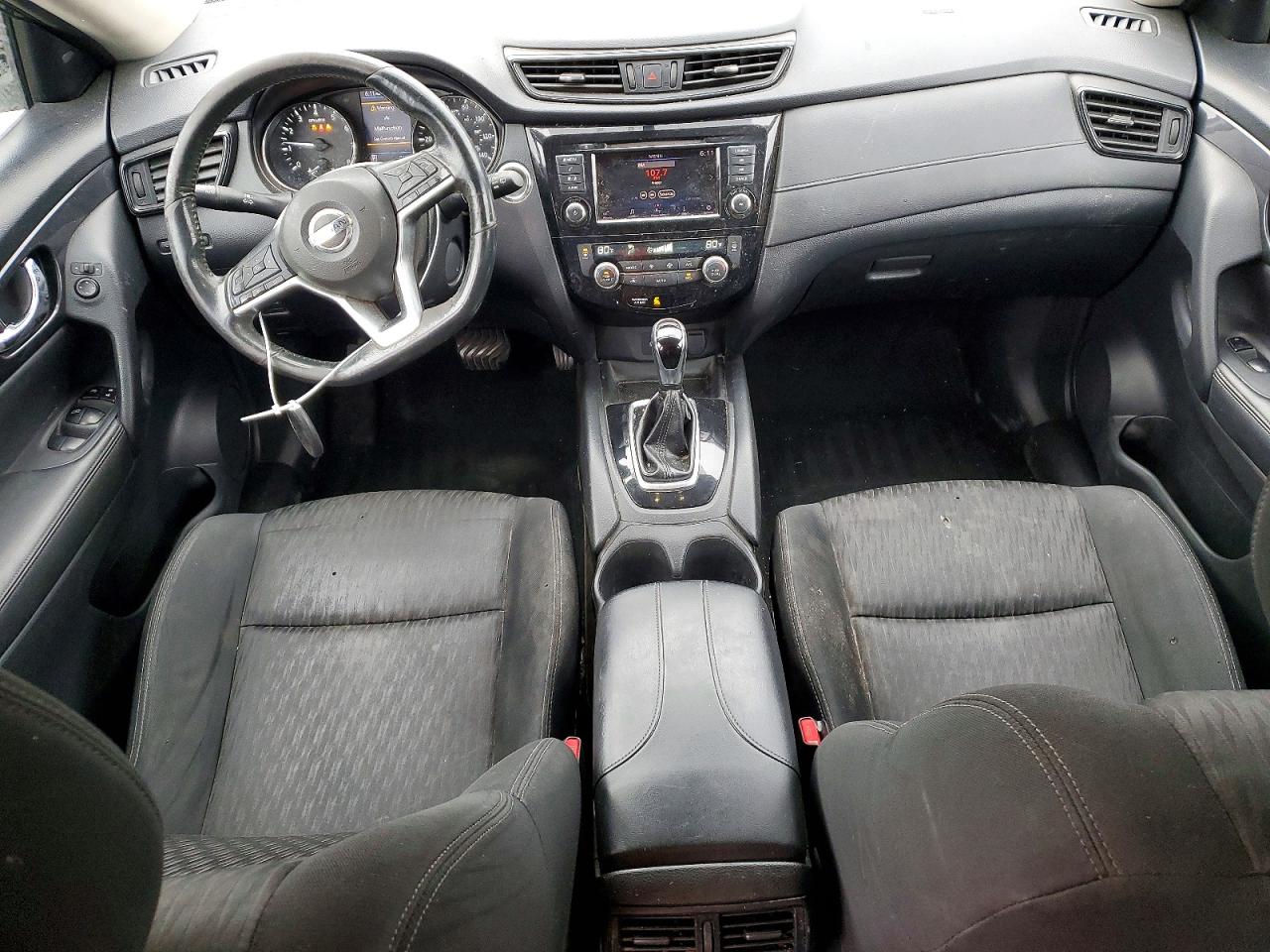 2018 NISSAN ROGUE S photo 8