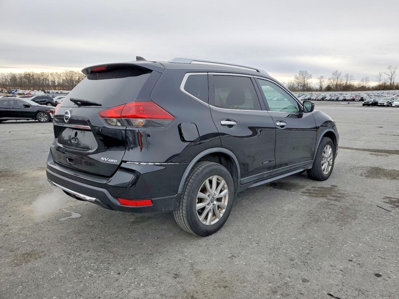 2018 NISSAN ROGUE S photo 3