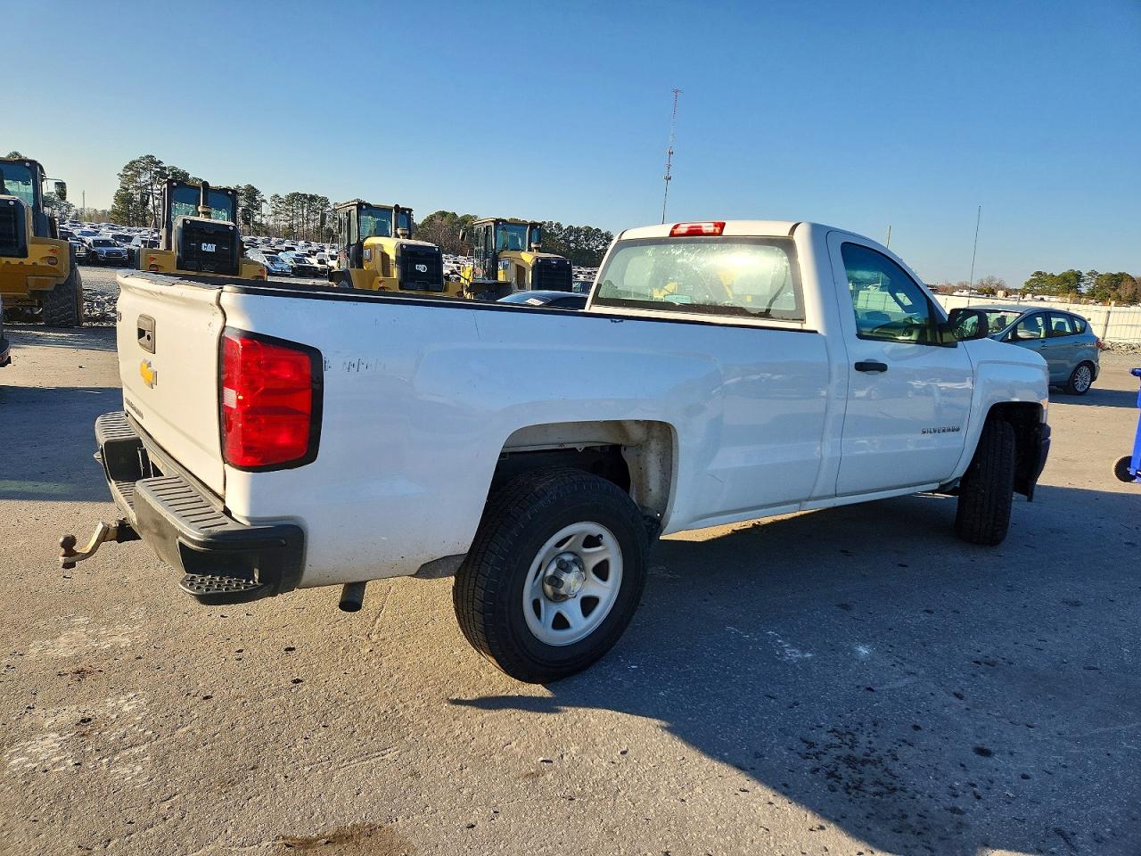 2014 CHEVROLET SILVERADO C1500 photo 3