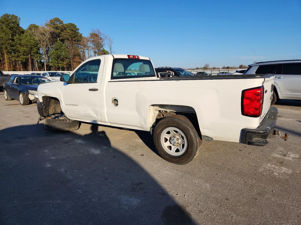 2014 CHEVROLET SILVERADO C1500 photo 2