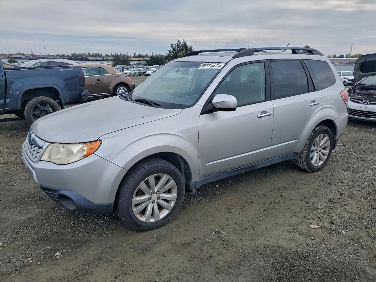2011 SUBARU FORESTER