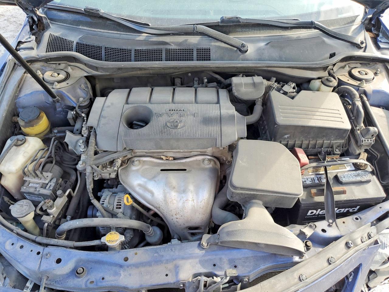 2011 TOYOTA CAMRY BASE photo 11