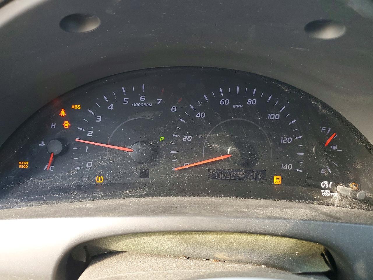 2011 TOYOTA CAMRY BASE photo 9