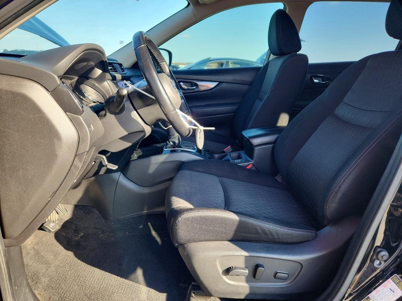 2020 NISSAN ROGUE SV photo 7