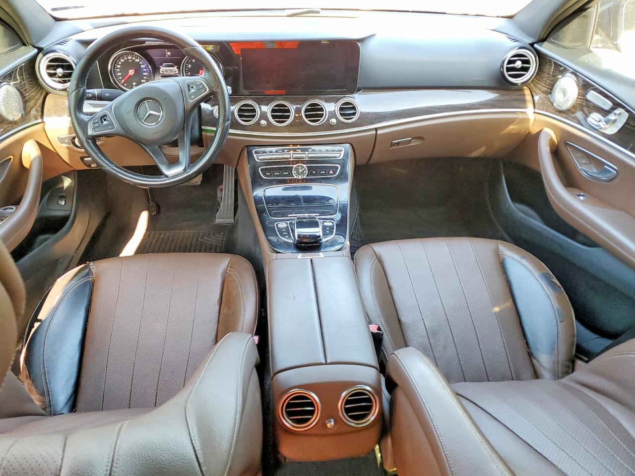 2017 MERCEDES-BENZ E 300 photo 8