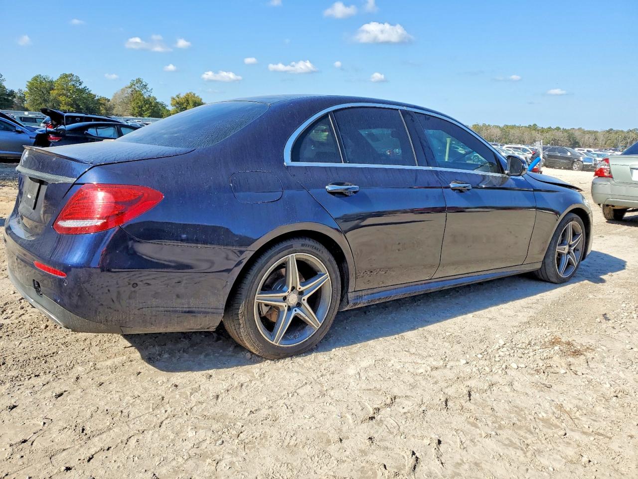 2017 MERCEDES-BENZ E 300 photo 3