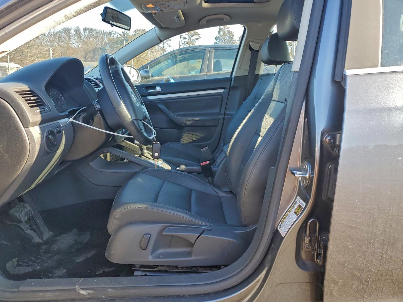 2008 VOLKSWAGEN JETTA SE photo 7