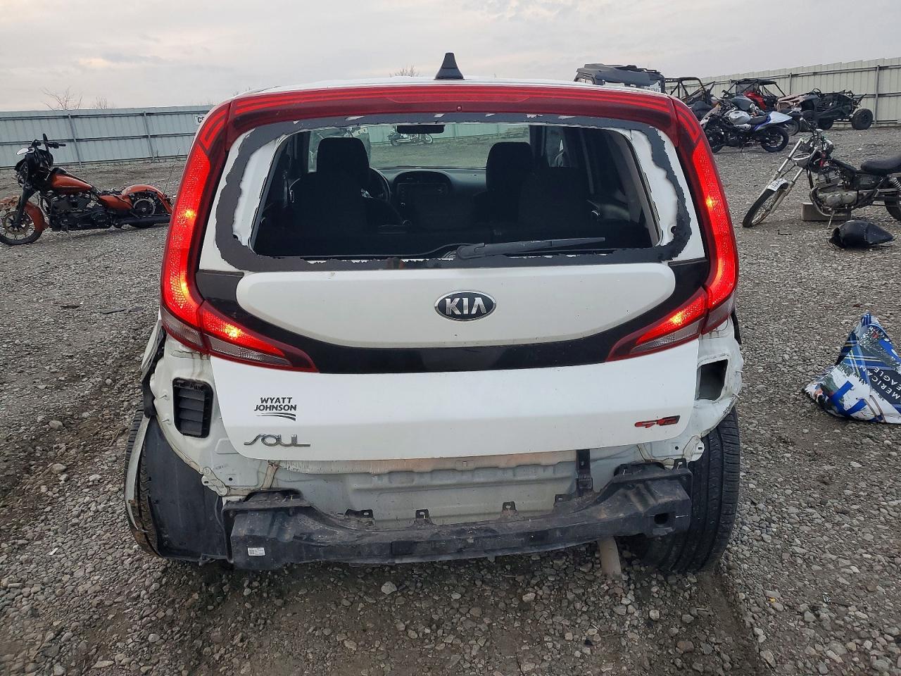 2020 KIA SOUL GT LINE photo 6