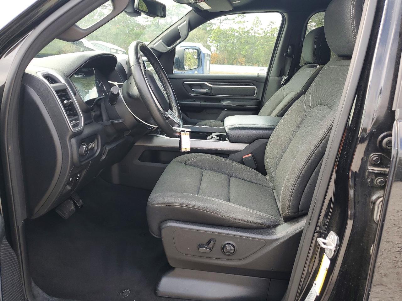 2019 RAM 1500 BIG HORN photo 7