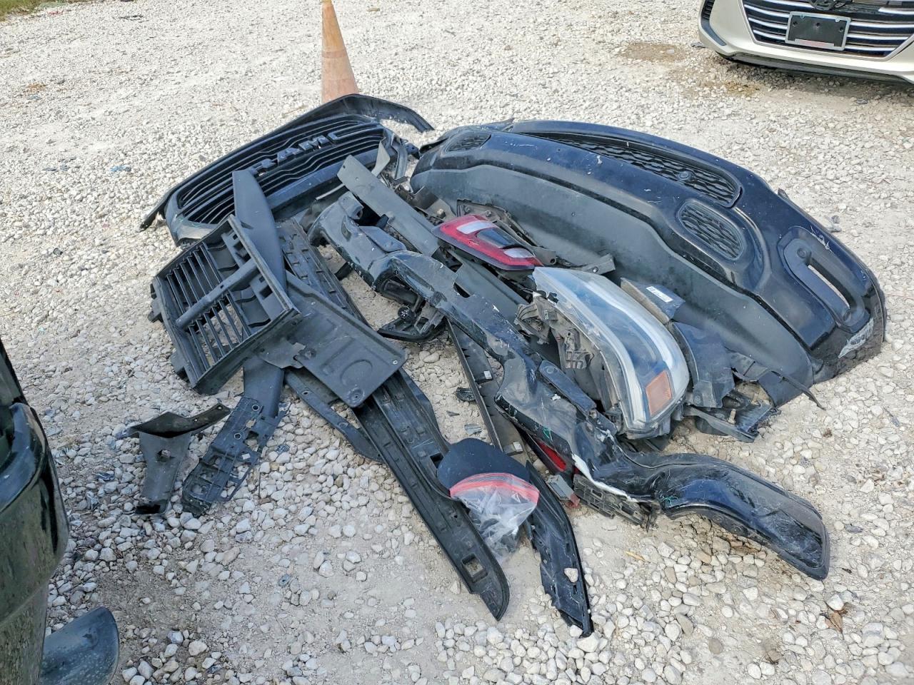 2019 RAM 1500 BIG HORN photo 12