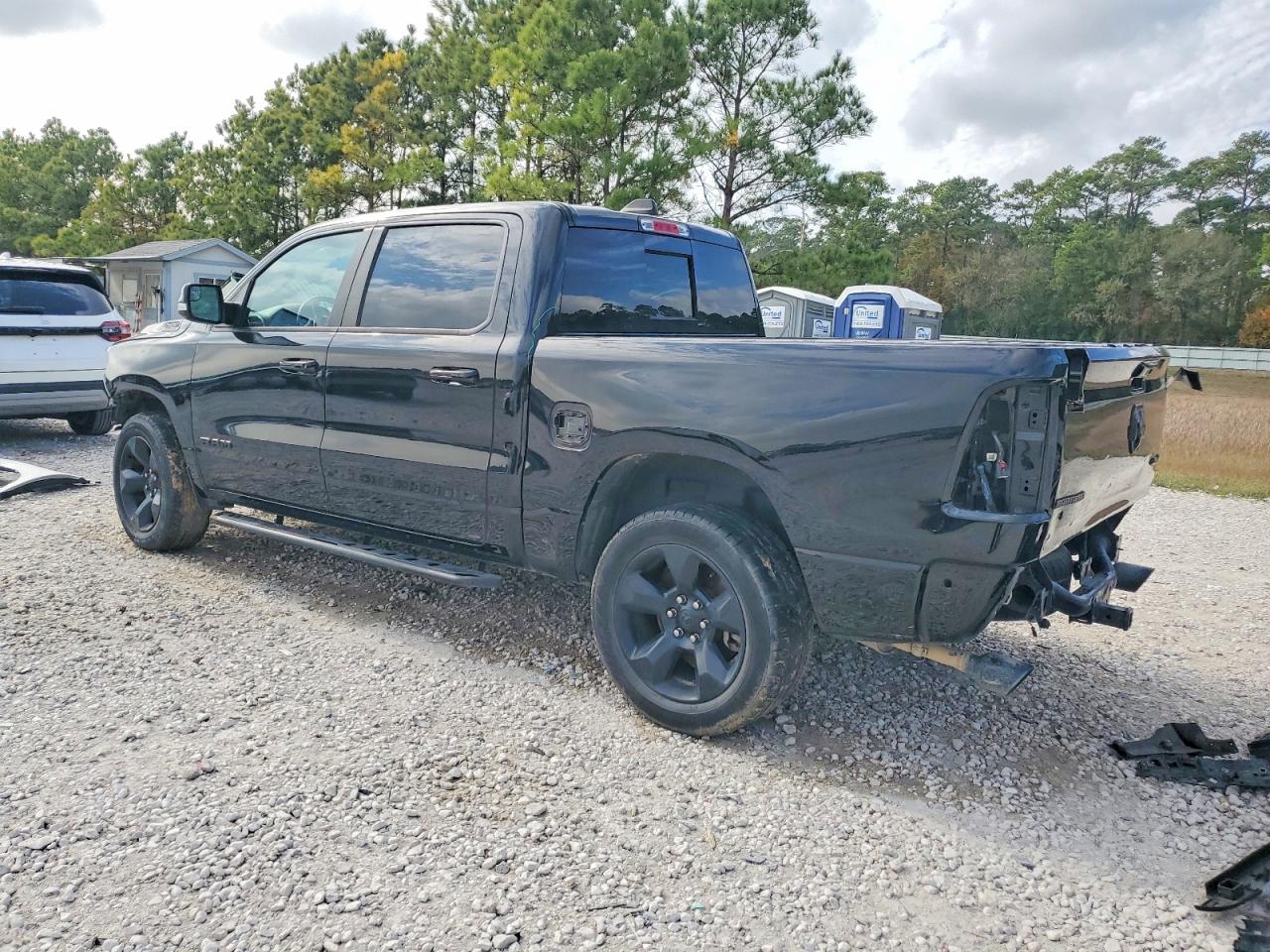 2019 RAM 1500 BIG HORN photo 2