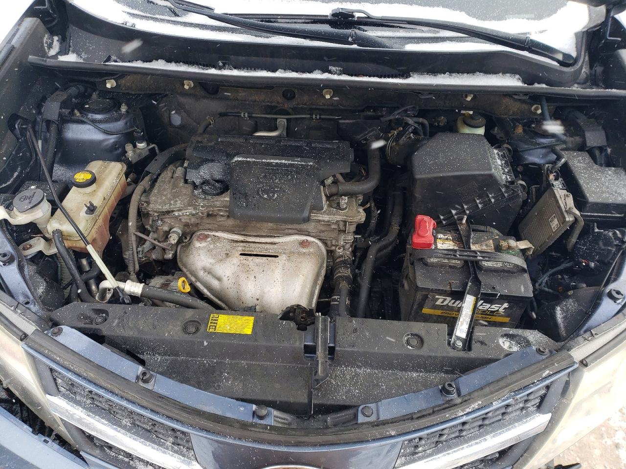 2013 TOYOTA RAV4 XLE photo 12