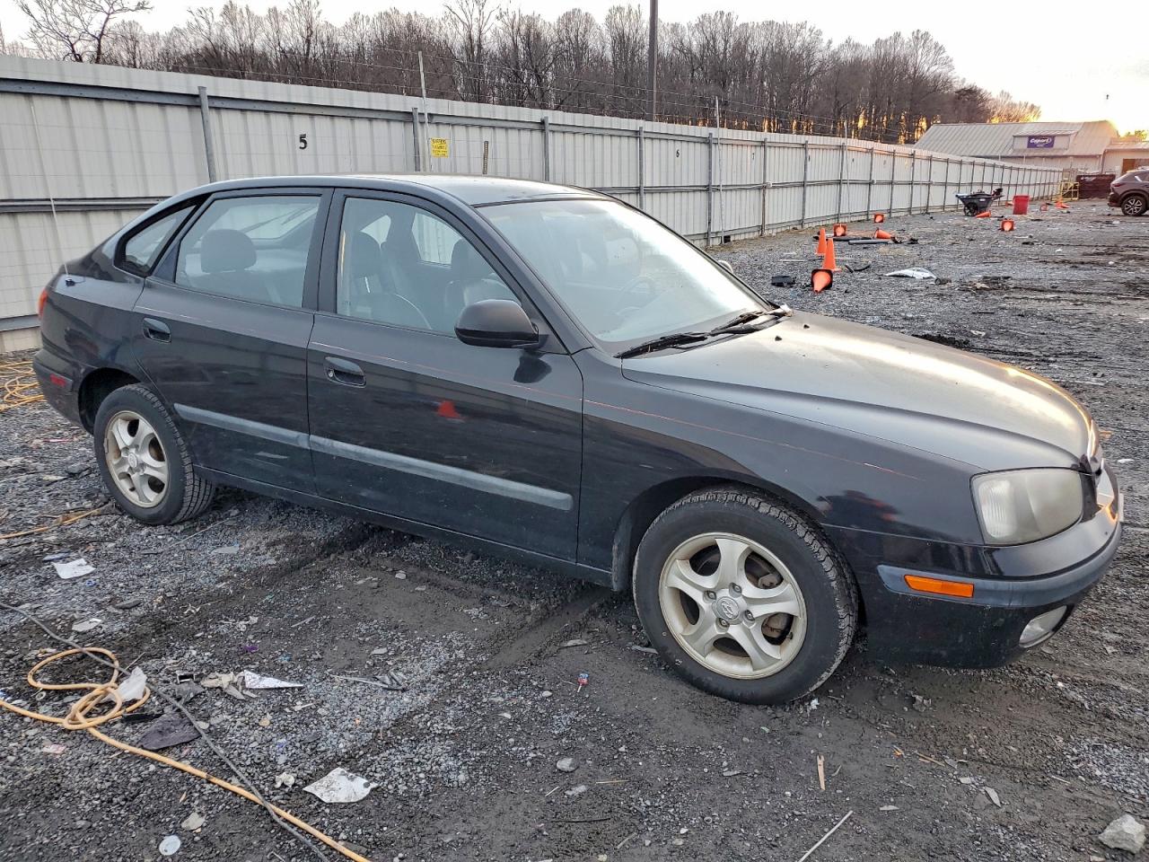 2001 HYUNDAI ELANTRA GLS photo 4