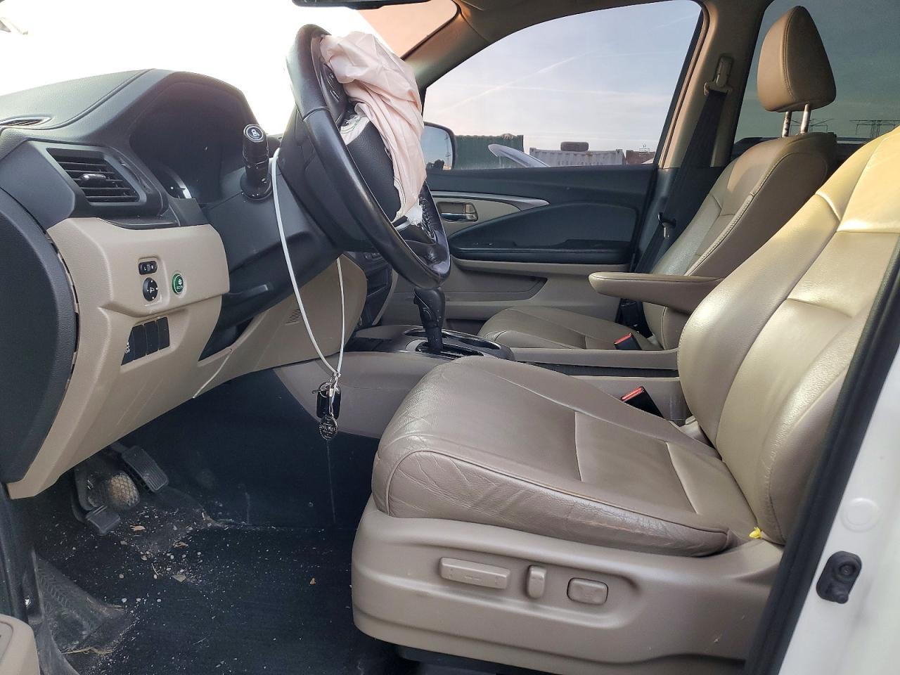 2016 HONDA PILOT EXL photo 7