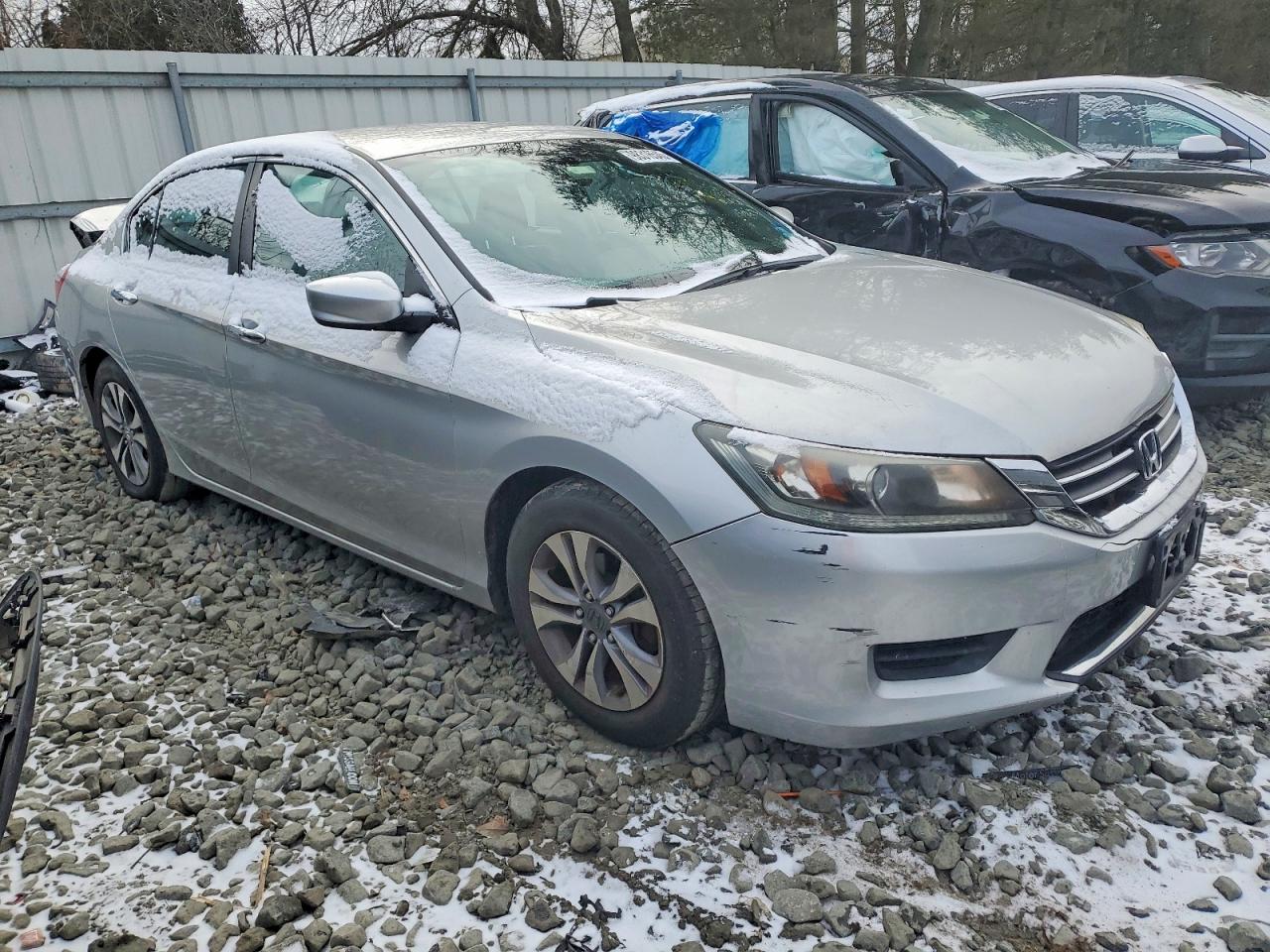 2014 HONDA ACCORD LX photo 4
