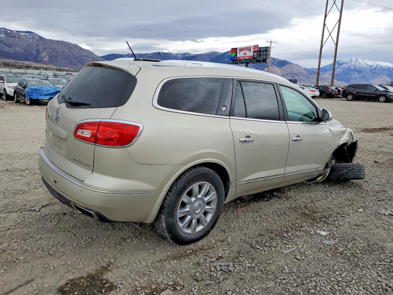 2014 BUICK ENCLAVE photo 3