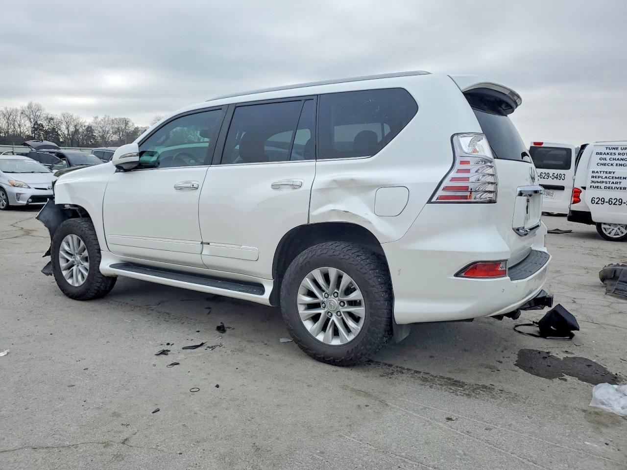 2014 LEXUS GX 460 photo 2
