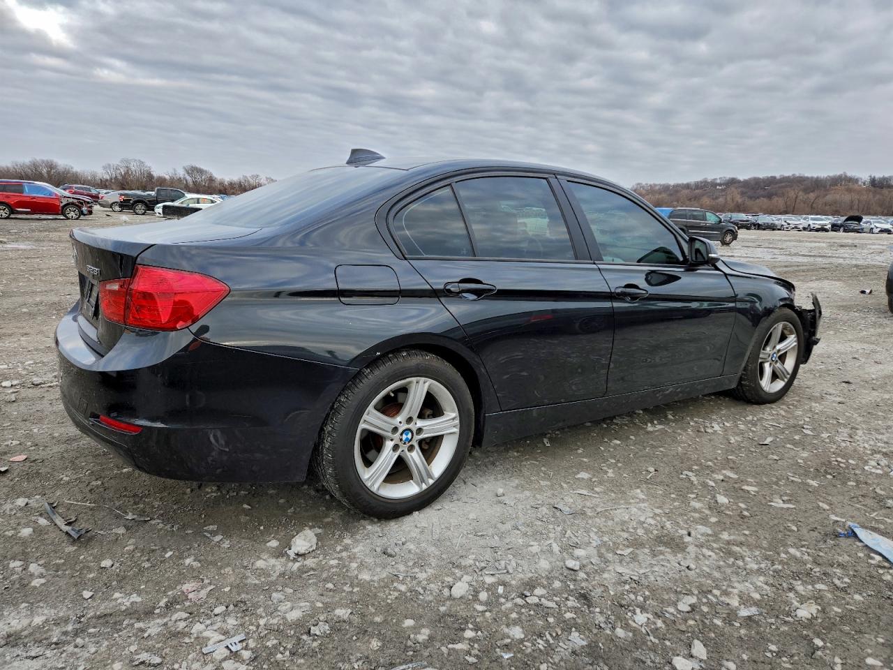 2013 BMW 328 XI SULEV photo 3