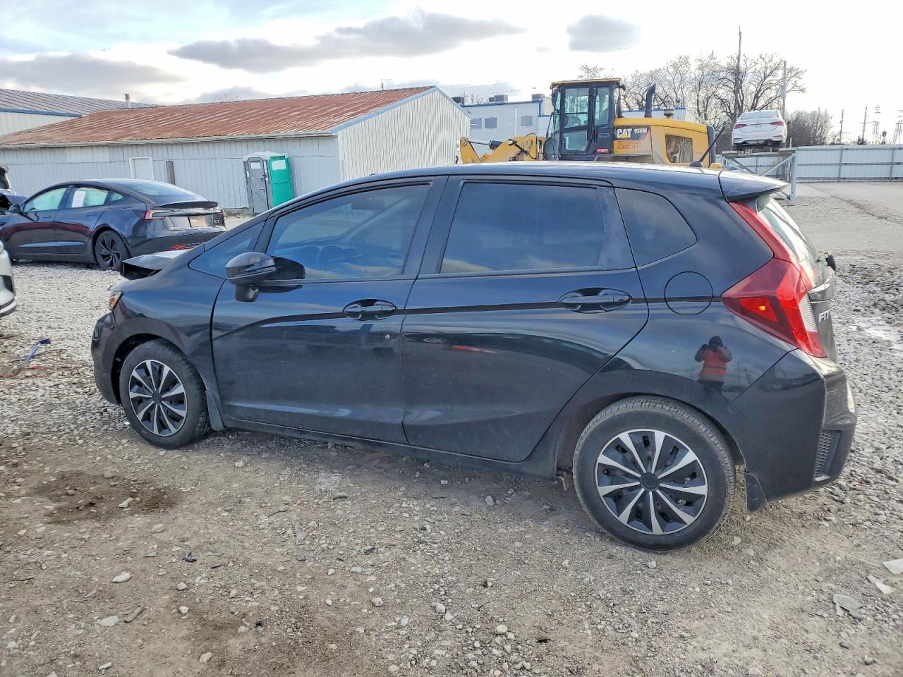 2016 HONDA FIT LX photo 2