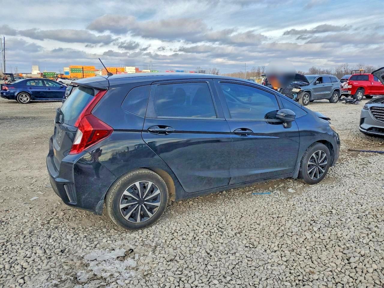 2016 HONDA FIT LX photo 3