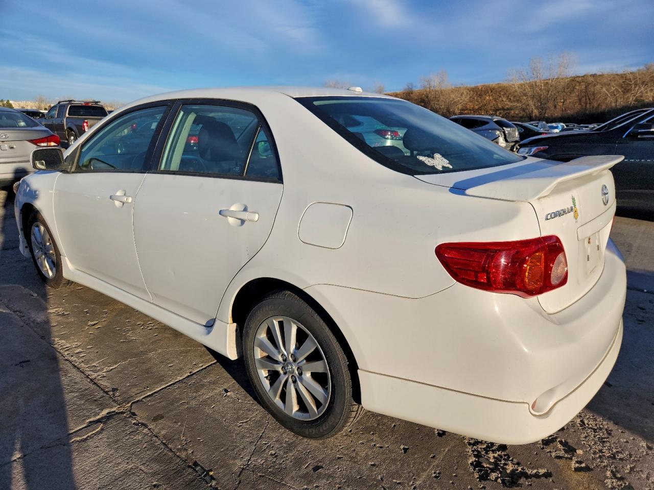 2010 TOYOTA COROLLA BASE photo 2