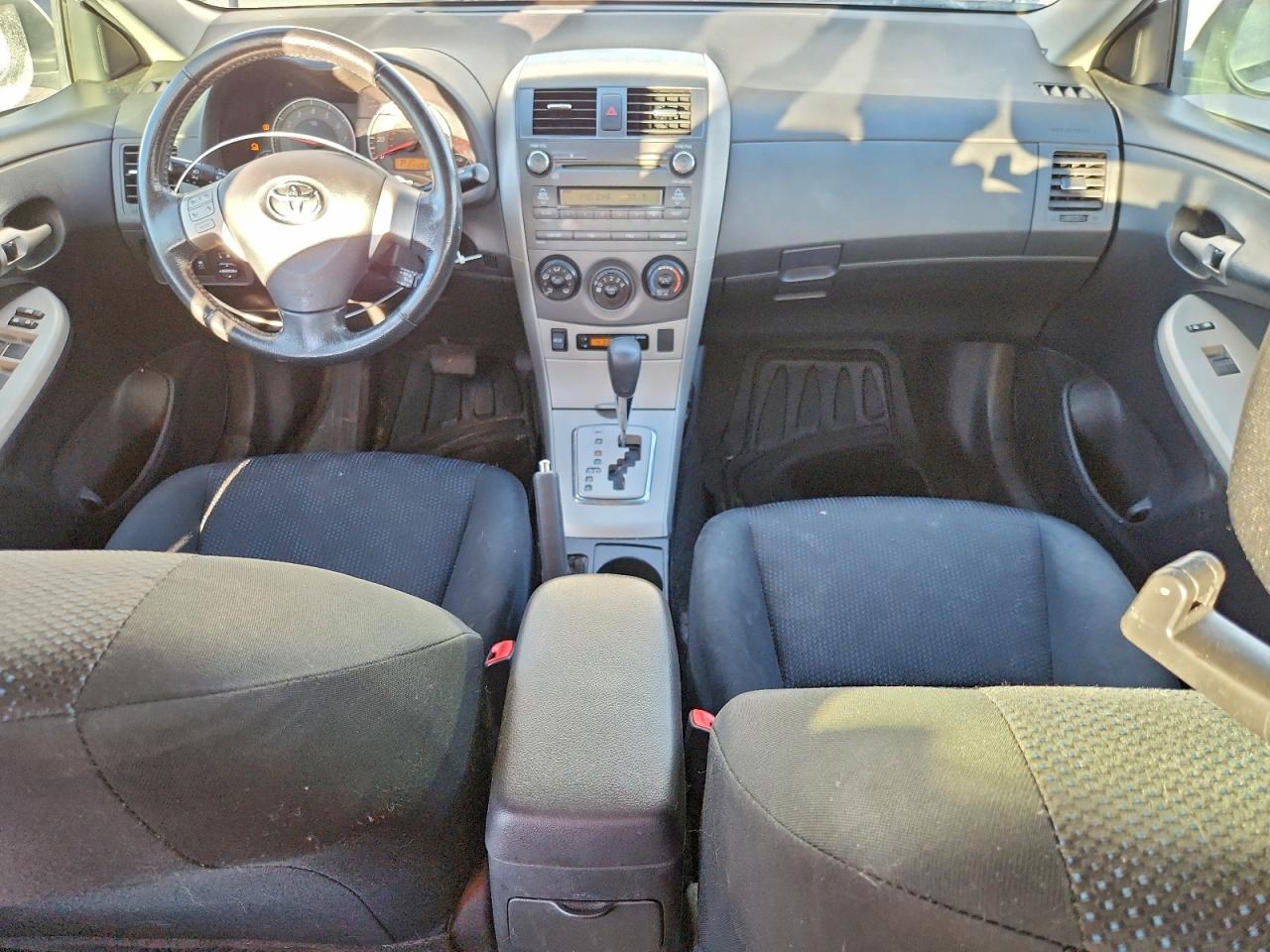 2010 TOYOTA COROLLA BASE photo 8