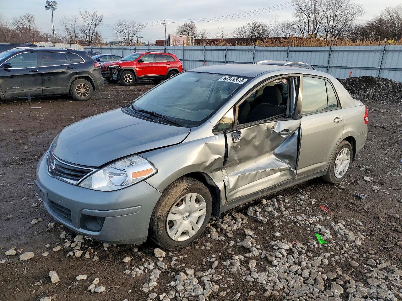 2011 NISSAN VERSA