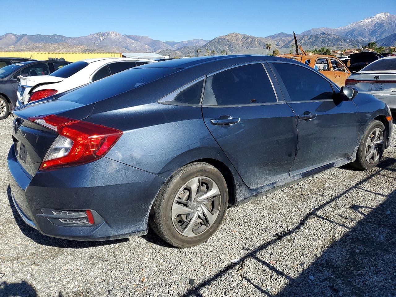 2020 HONDA CIVIC LX photo 3