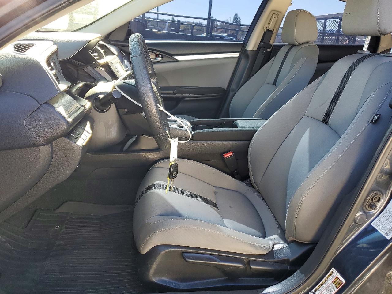 2020 HONDA CIVIC LX photo 7