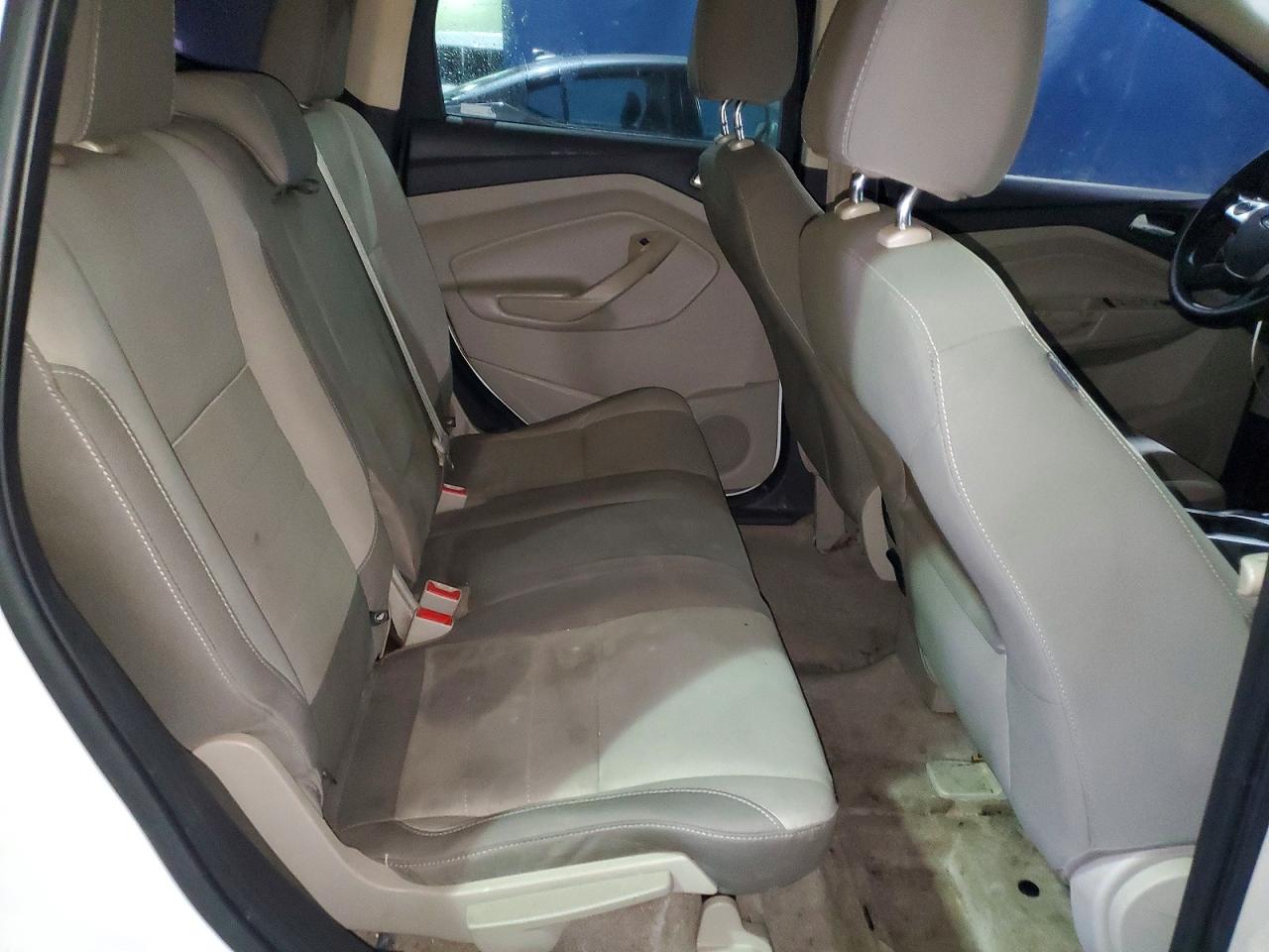 2014 FORD ESCAPE SE photo 21