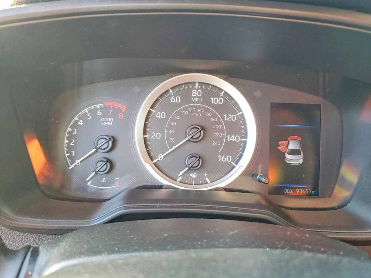 2020 TOYOTA COROLLA LE photo 9