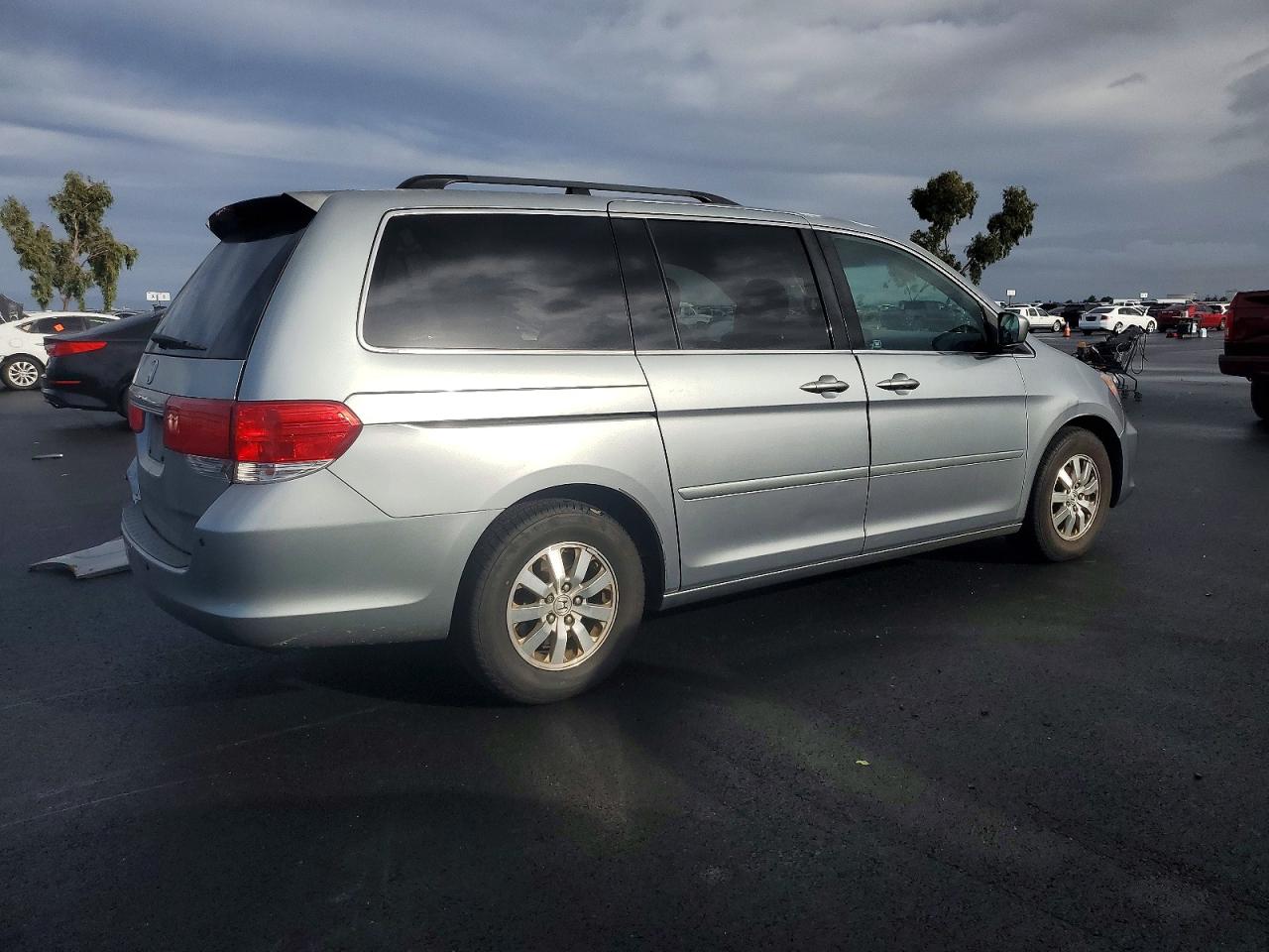 2008 HONDA ODYSSEY EXL photo 3