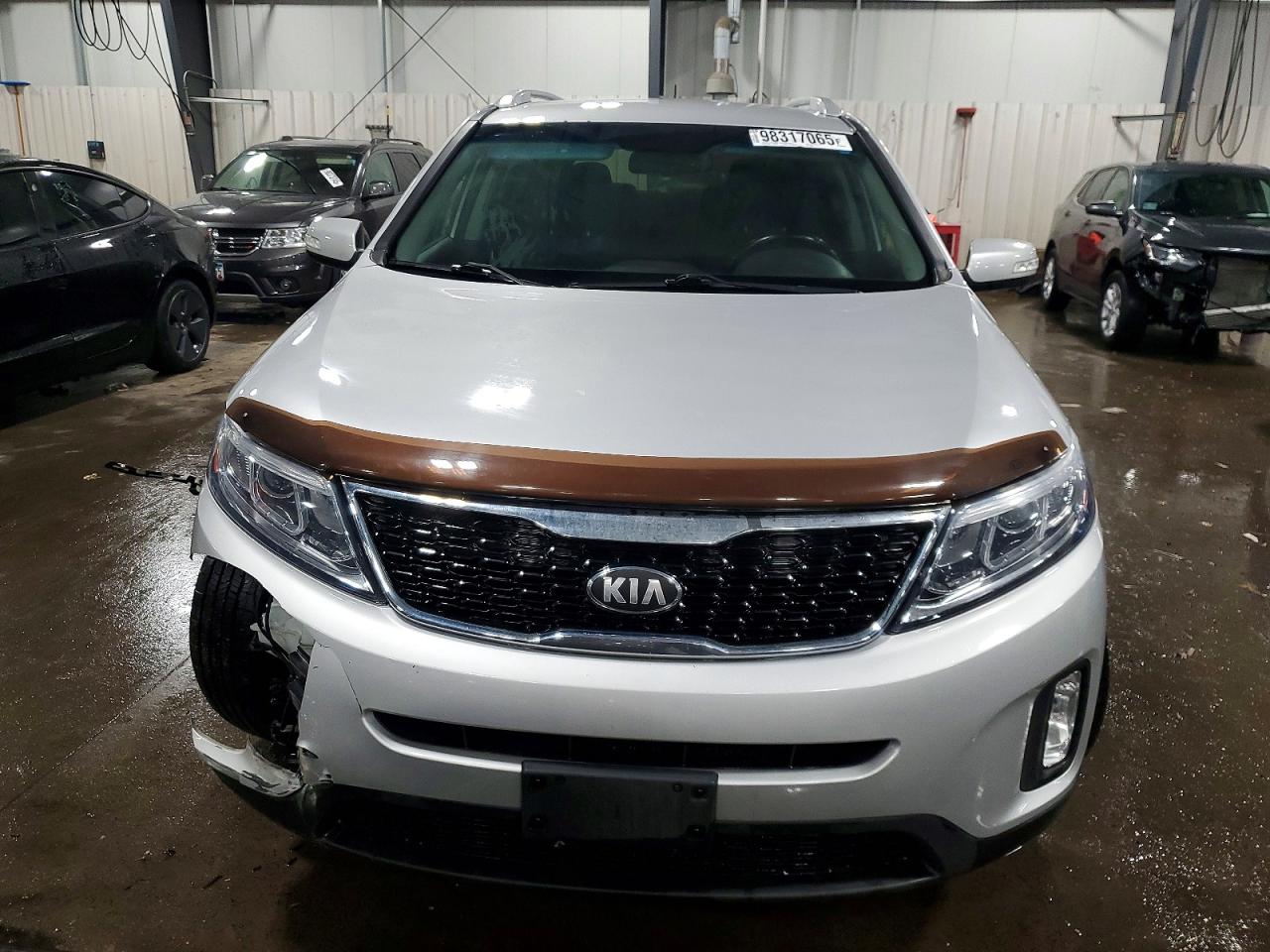 2014 KIA SORENTO LX photo 5