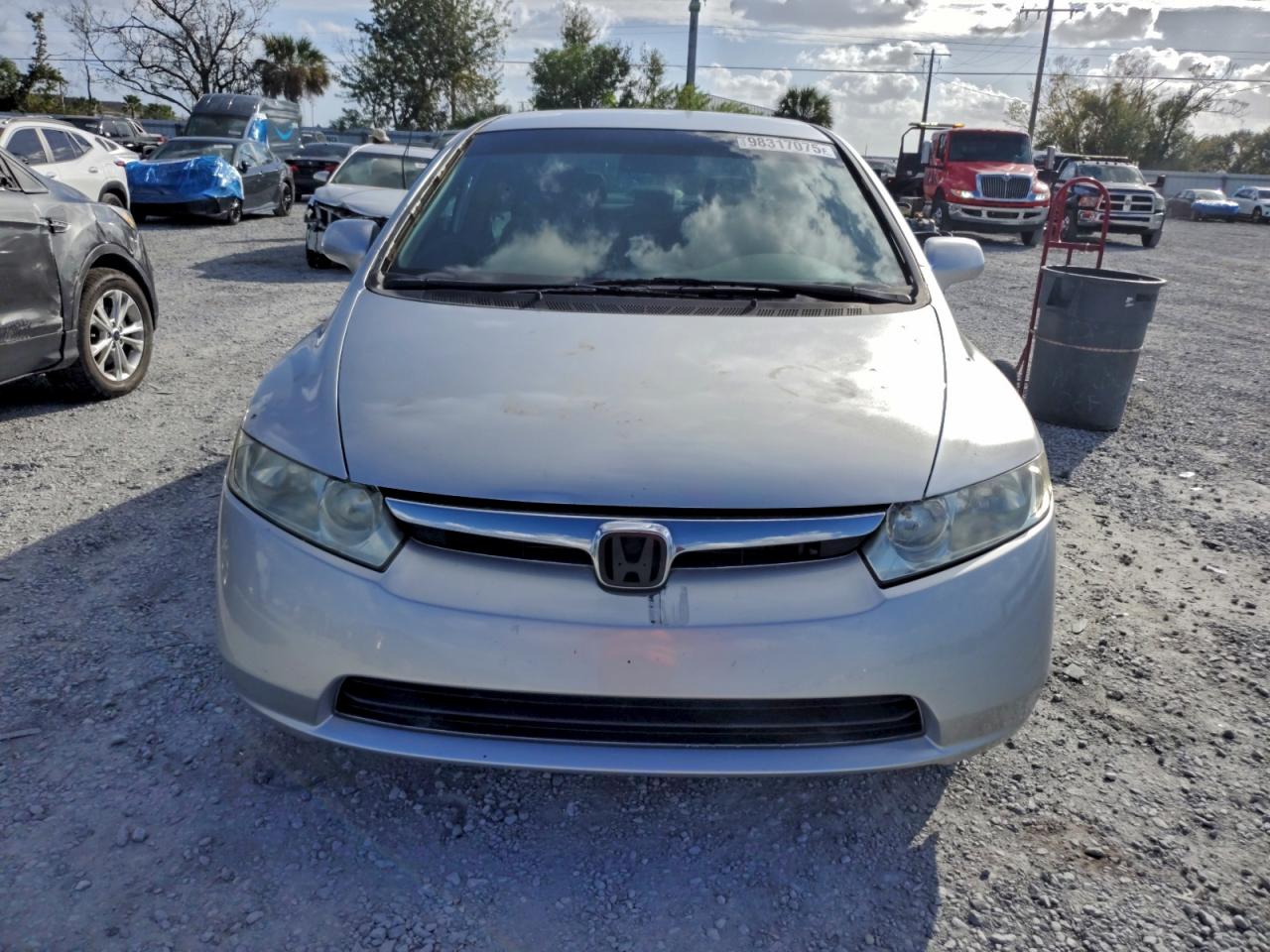 2008 HONDA CIVIC LX photo 5