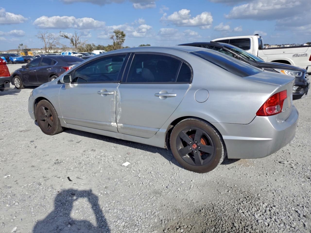 2008 HONDA CIVIC LX photo 2