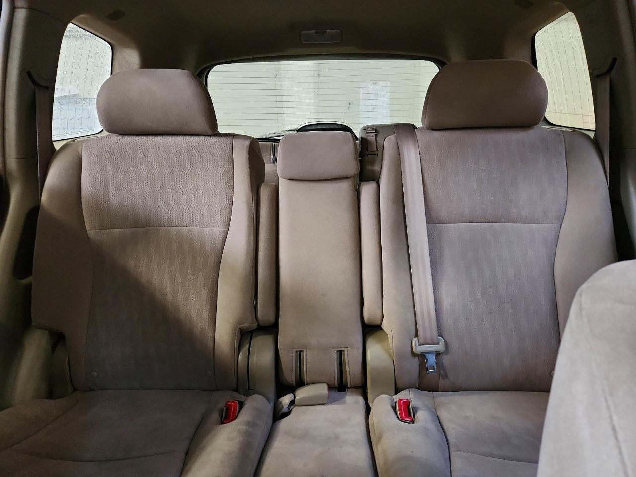 2010 TOYOTA HIGHLANDER SE photo 10