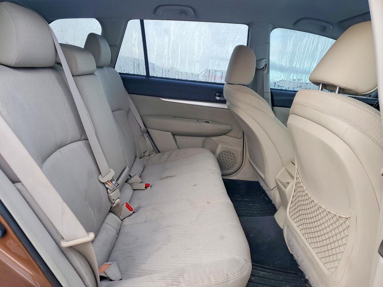 2011 SUBARU OUTBACK 2.5I PREMIUM photo 11