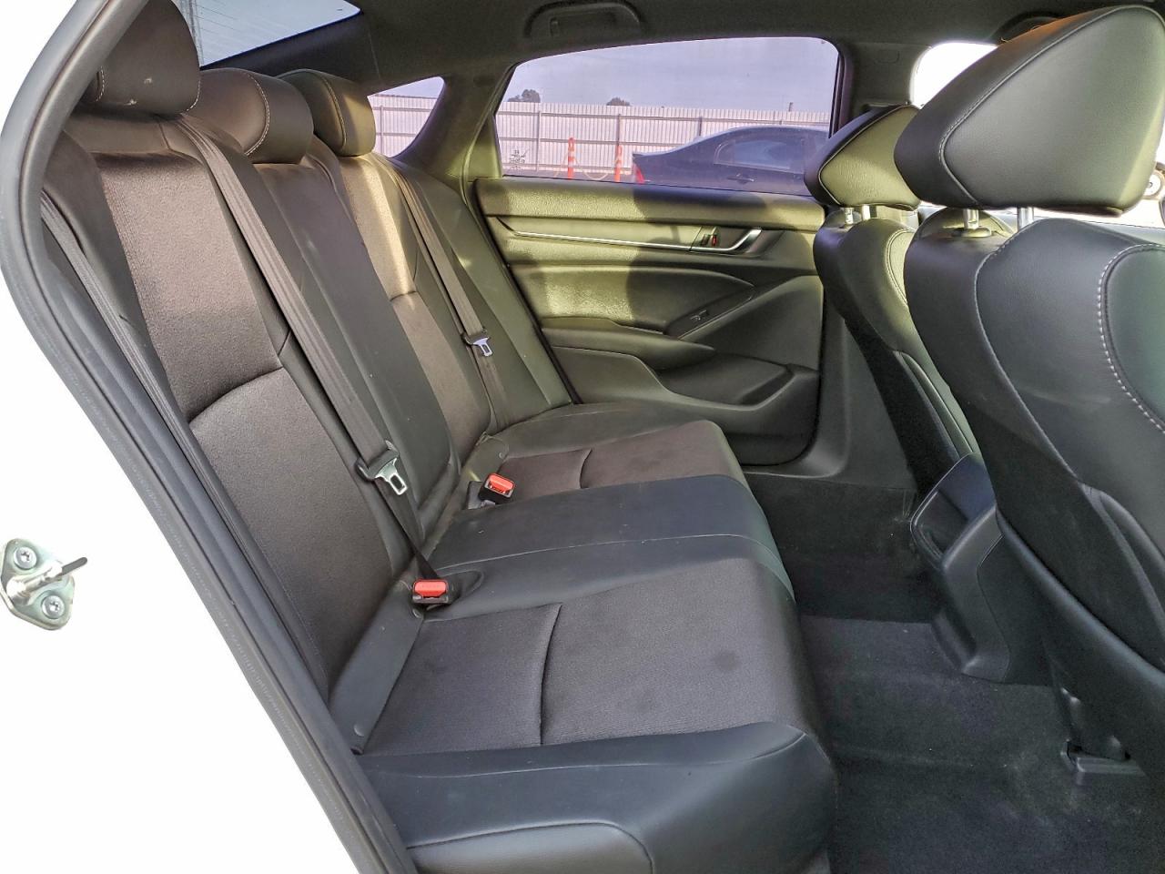2020 HONDA ACCORD SPORT photo 10