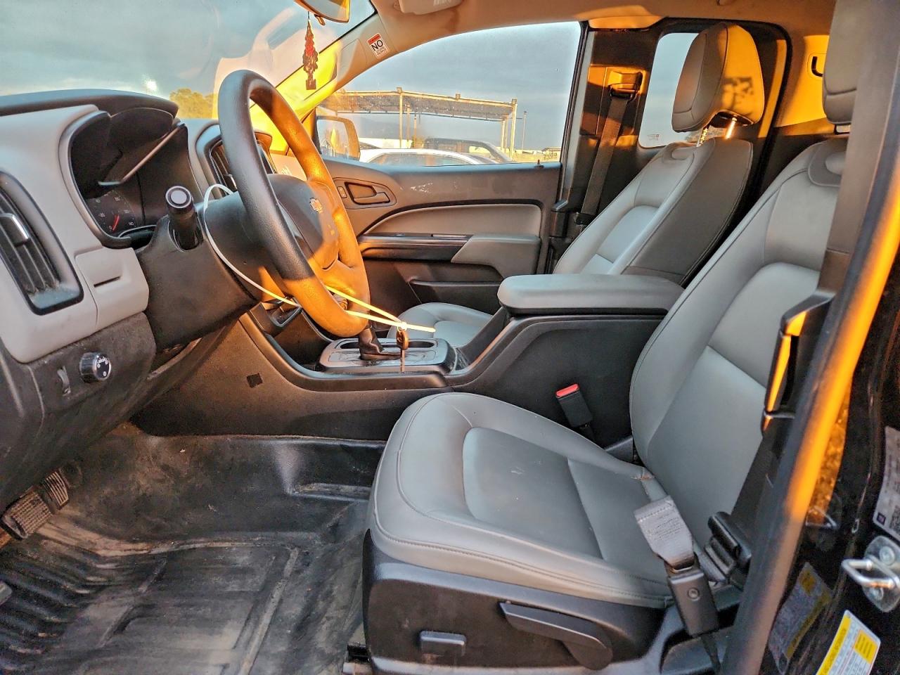 2020 CHEVROLET COLORADO photo 7