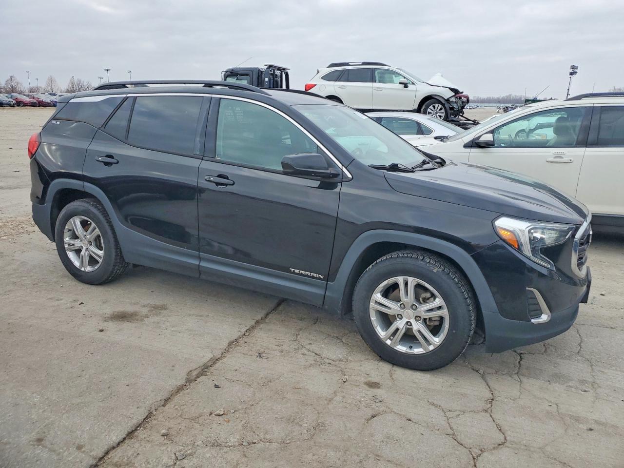 2018 GMC TERRAIN SLE photo 4