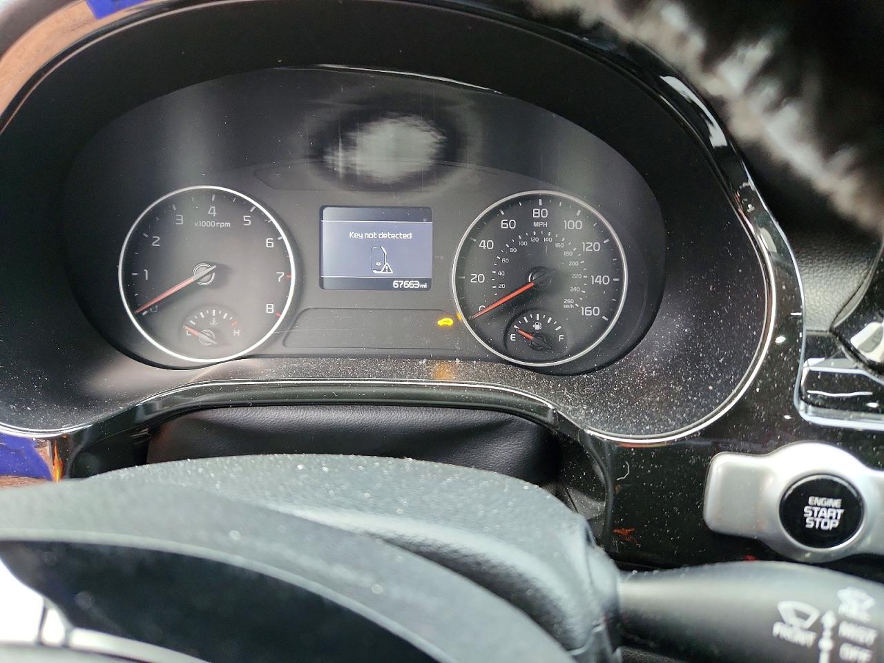 2021 KIA SELTOS EX photo 9