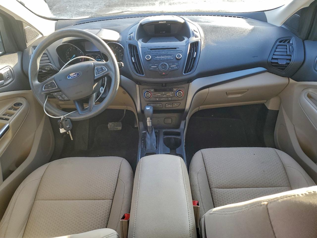 2017 FORD ESCAPE SE photo 8